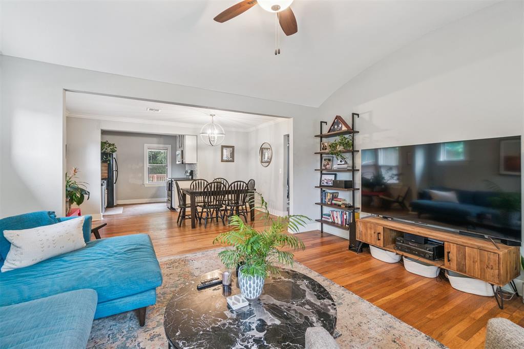 2533 NW 21st Street