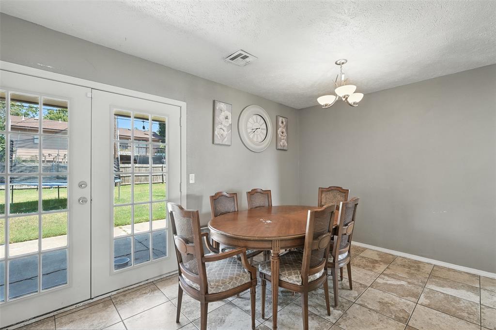 7525 NW 25th Terrace