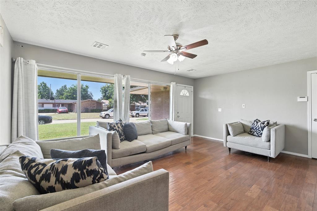 7525 NW 25th Terrace