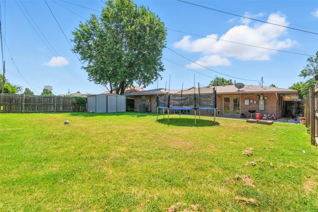 7525 NW 25th Terrace