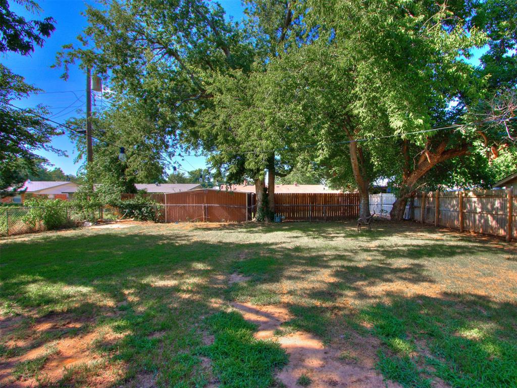 8209 NW 38th Street