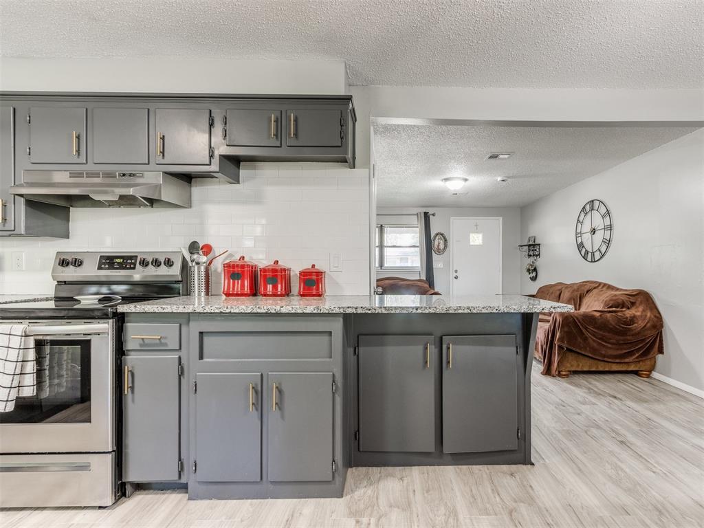 8209 NW 38th Street