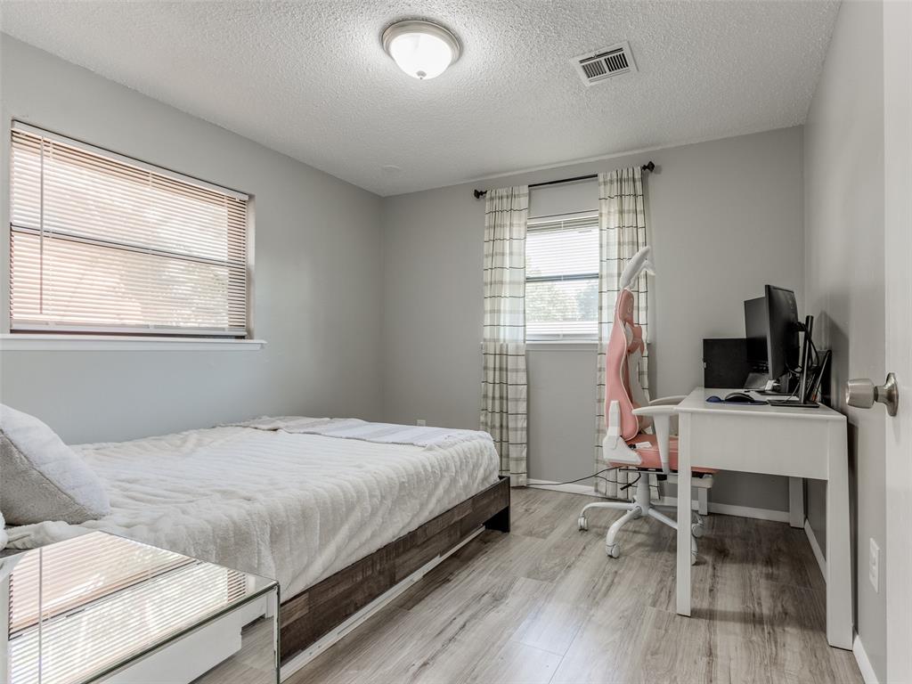 8209 NW 38th Street