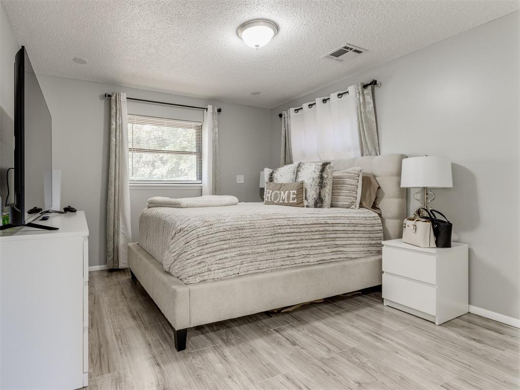 8209 NW 38th Street