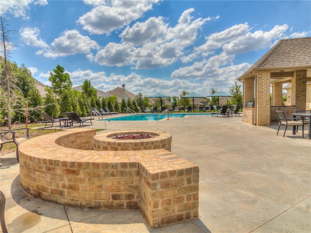 16401 Burgundy West Drive