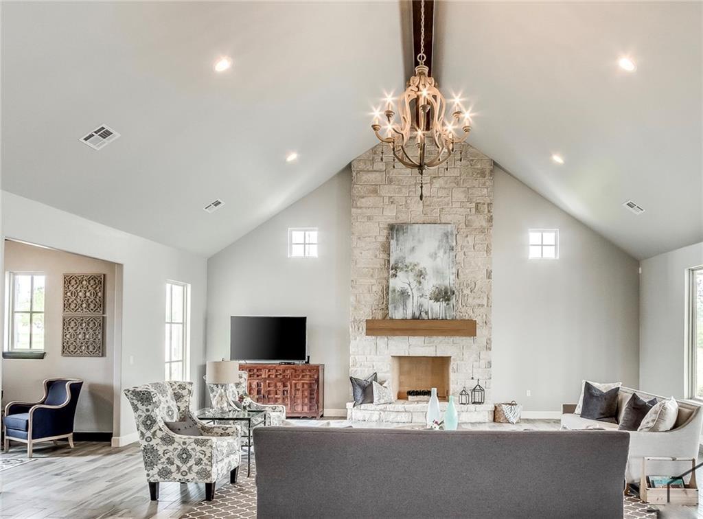 16401 Burgundy West Drive