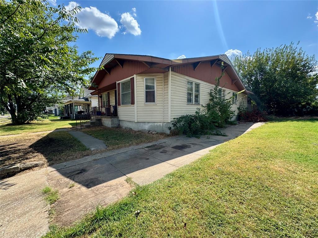 424 N Market Avenue