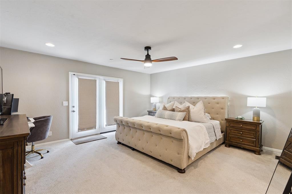 911 Thistlewood Drive