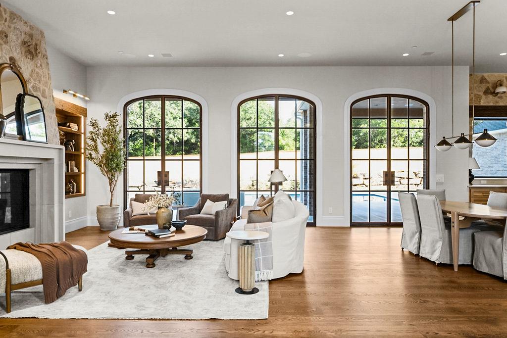 14701 Autumn Ridge Lane