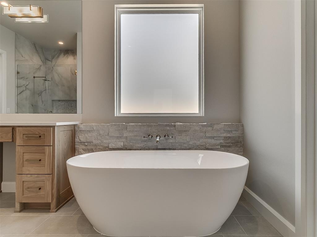 16405 Burgundy West Drive