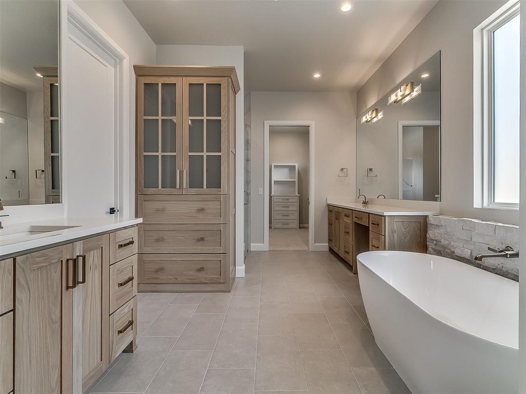 16405 Burgundy West Drive