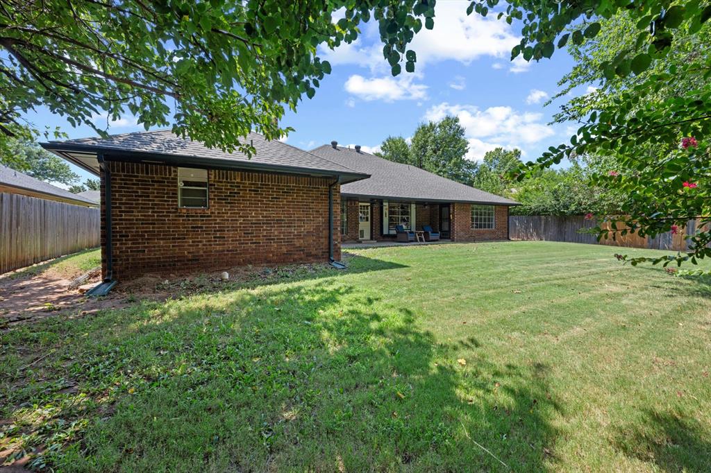 8405 NW 100th Street