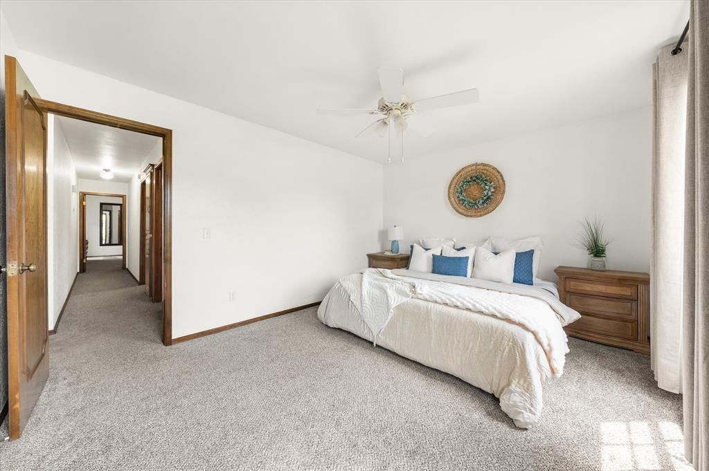 8405 NW 100th Street