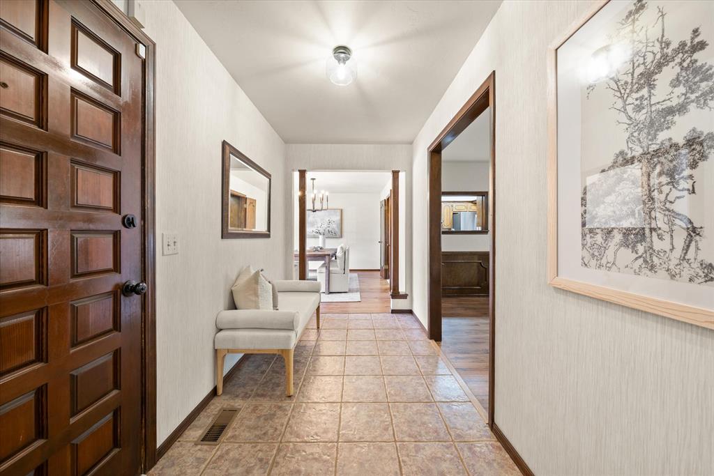 8405 NW 100th Street