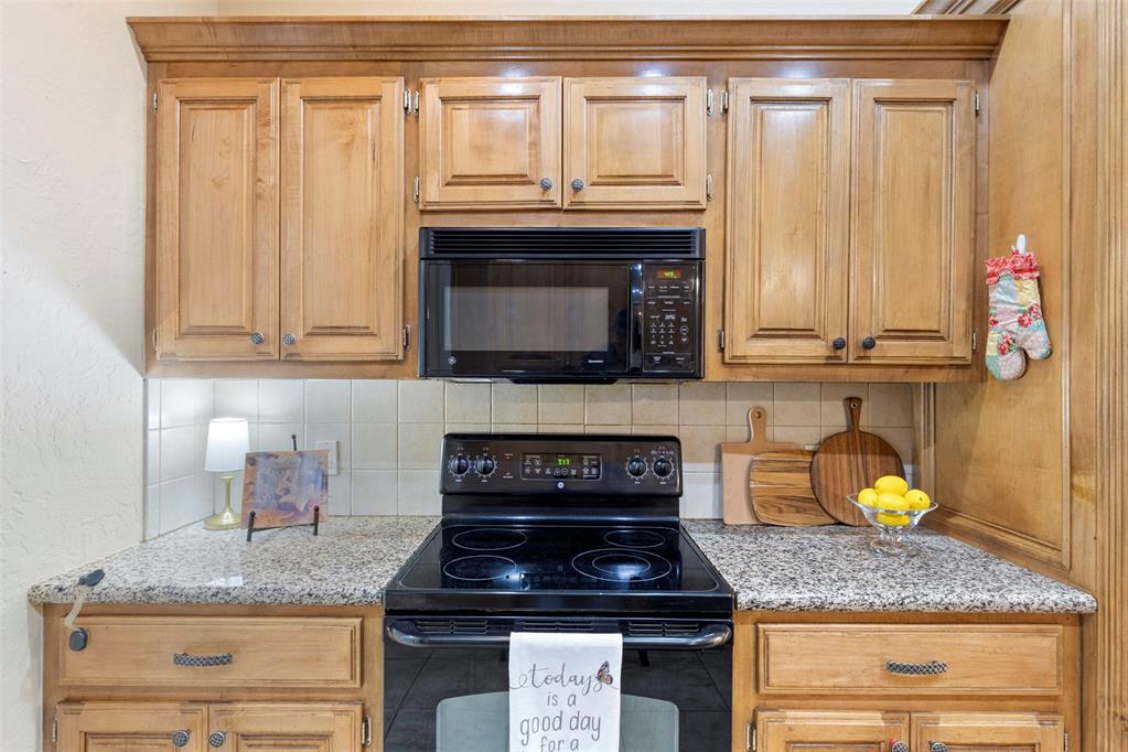 1054 White Tail Court
