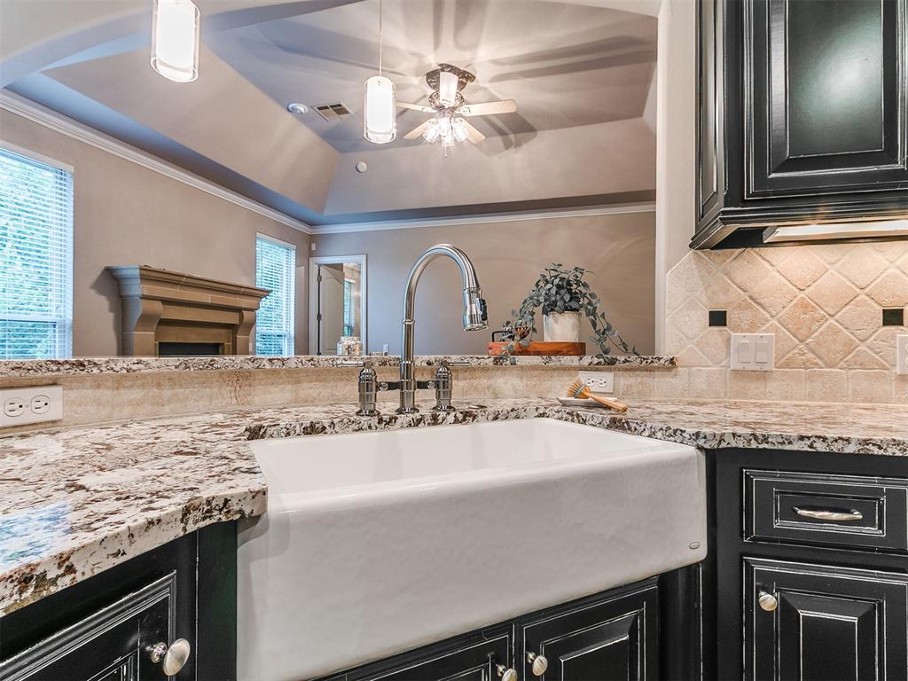 1109 Salvo Bridge Court