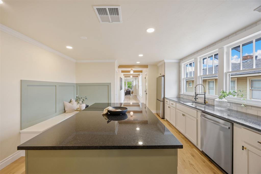 104 NW 20th Street
