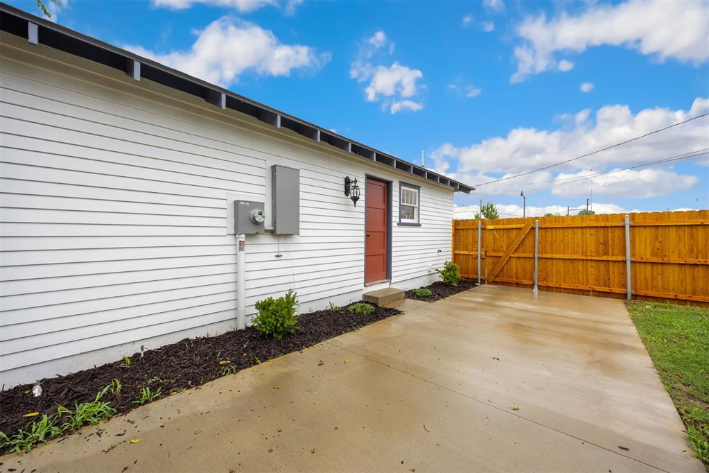 104 NW 20th Street