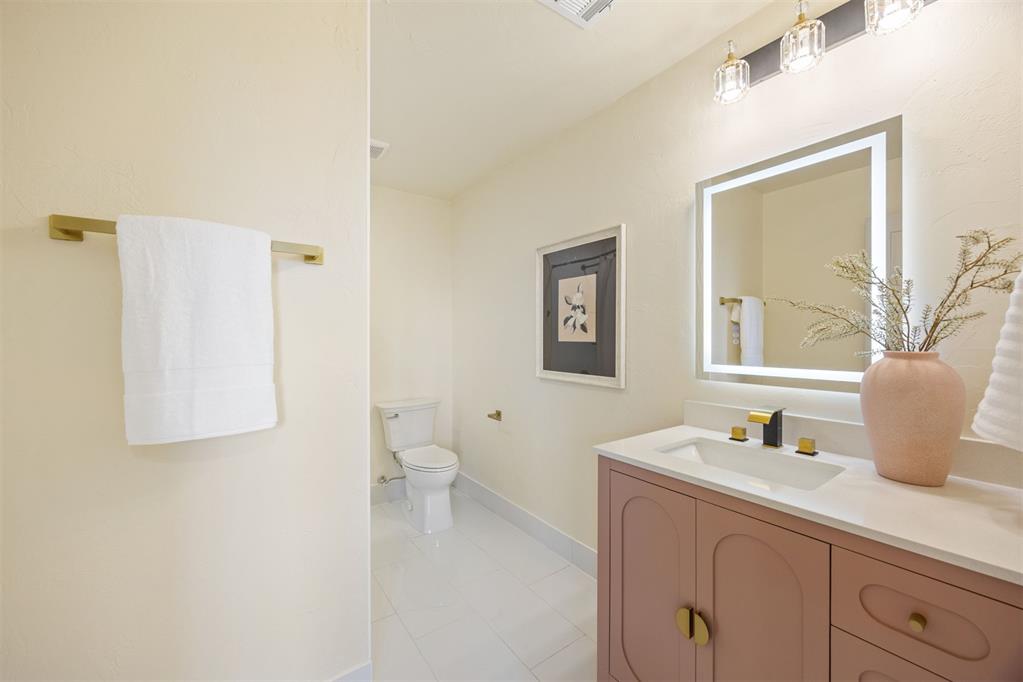 104 NW 20th Street