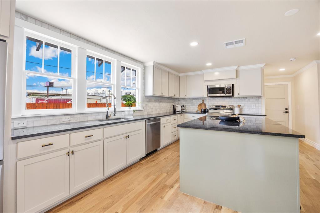 104 NW 20th Street