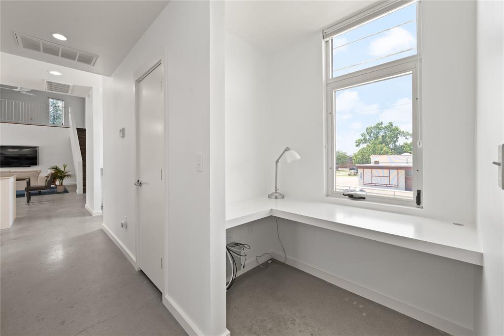 925 NW 8th Street
