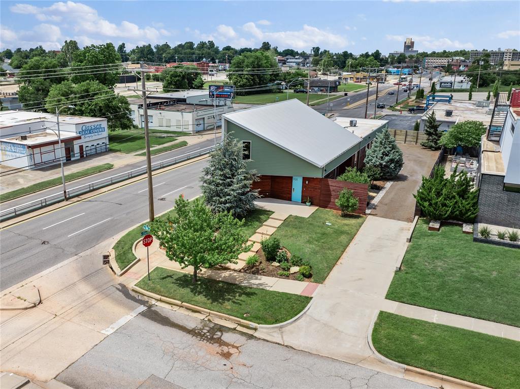 925 NW 8th Street