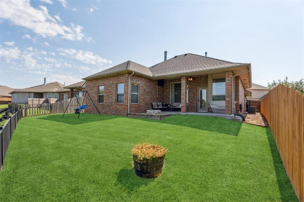 9205 NW 75th Street