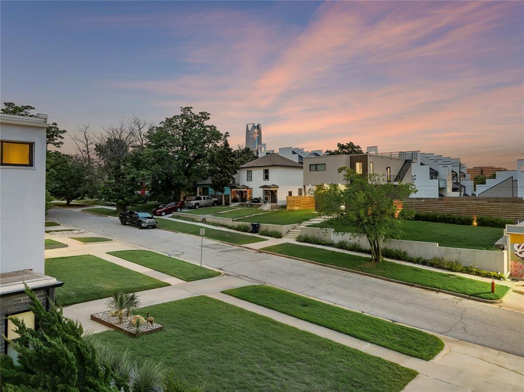925 NW 8th Street