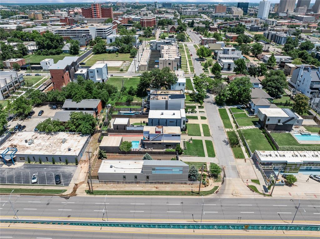 925 NW 8th Street