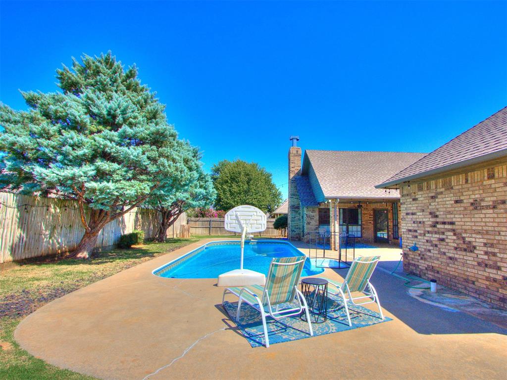 1129 Cambridge Drive