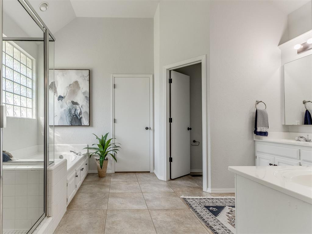 1129 Cambridge Drive