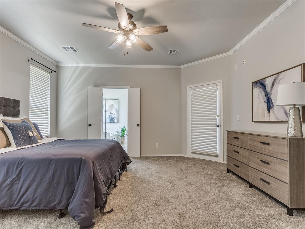 1129 Cambridge Drive