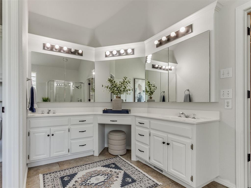 1129 Cambridge Drive