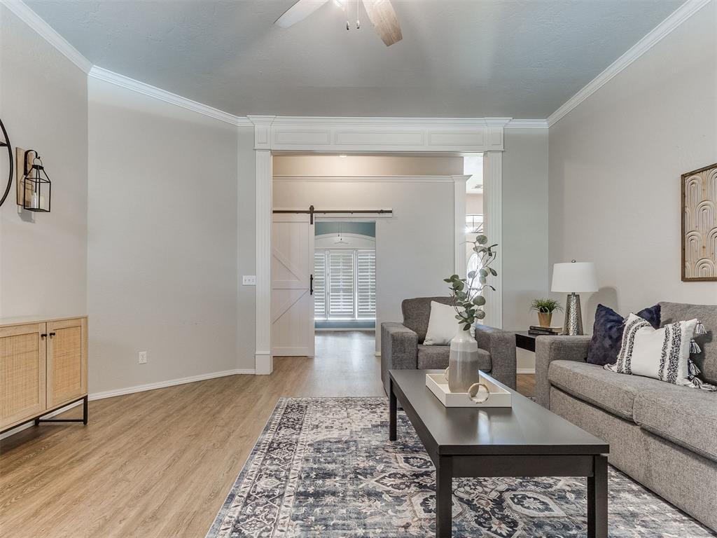 1129 Cambridge Drive