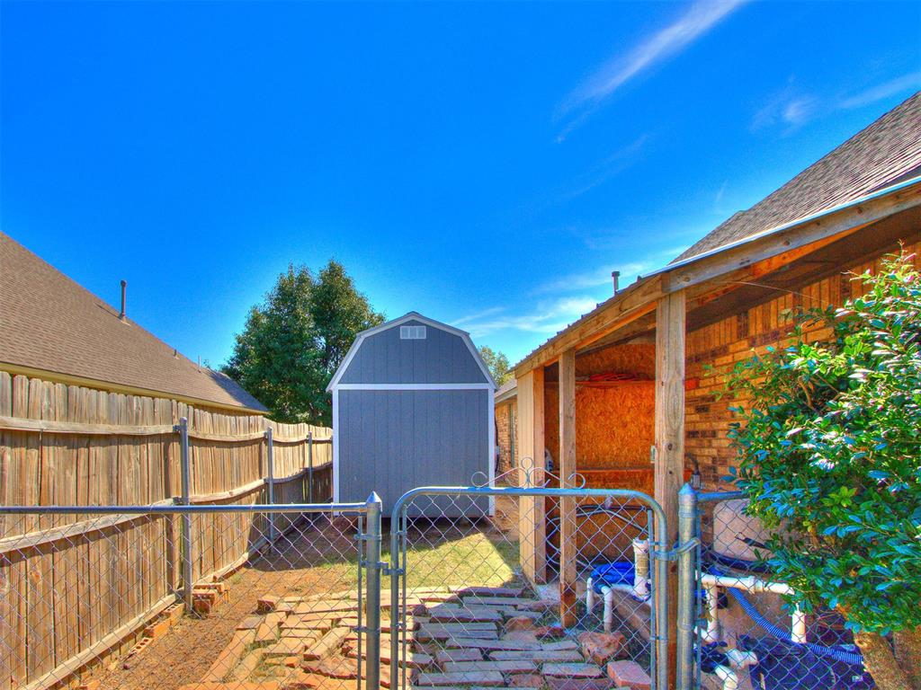 1129 Cambridge Drive