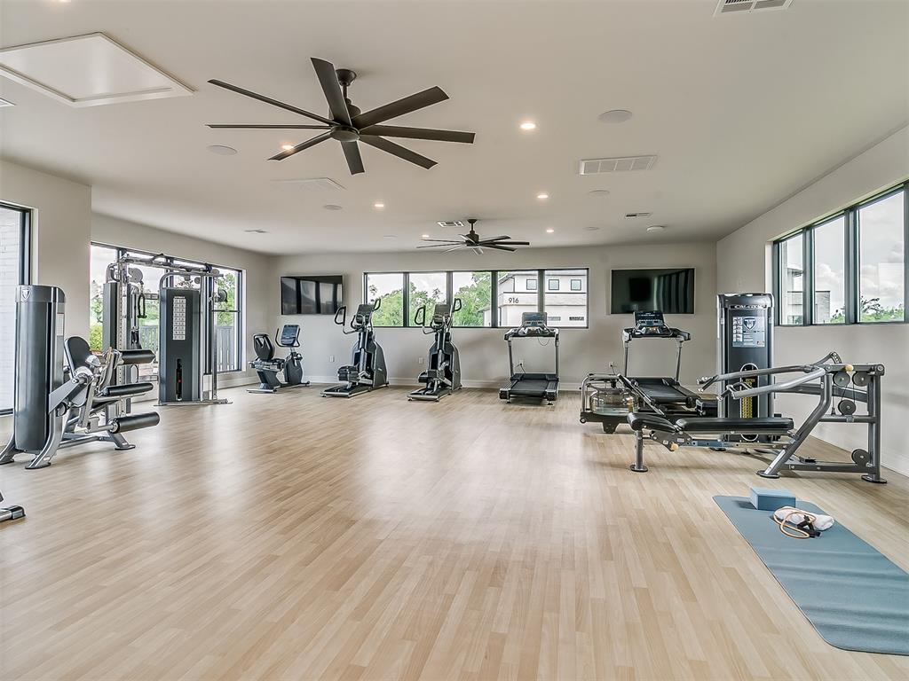 908 NW 157th Terrace