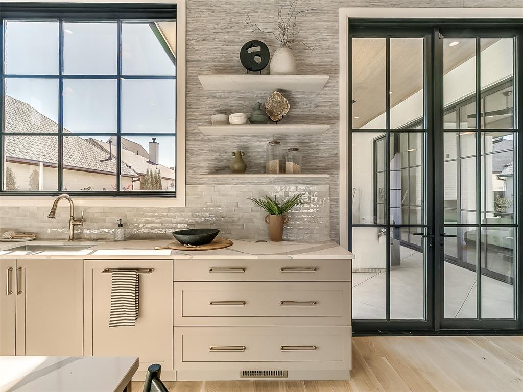 908 NW 157th Terrace