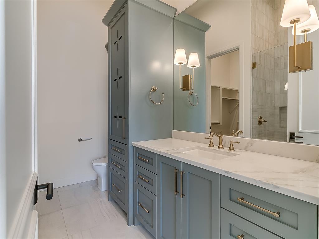 908 NW 157th Terrace