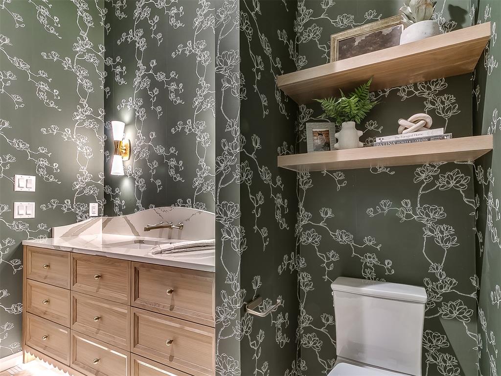 908 NW 157th Terrace