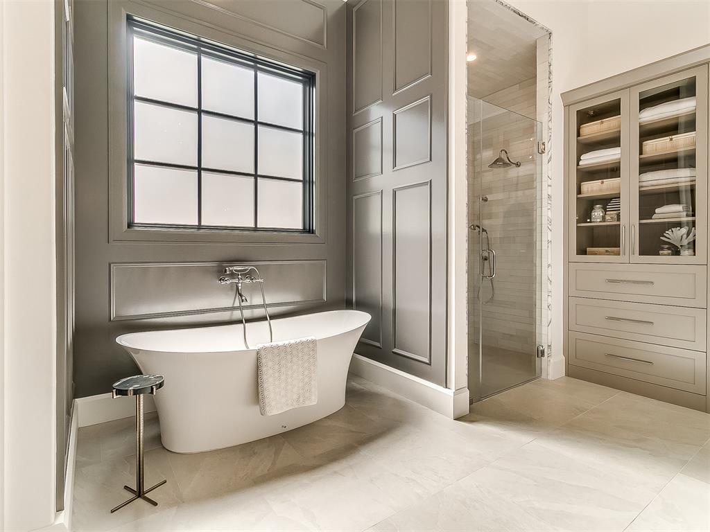 908 NW 157th Terrace