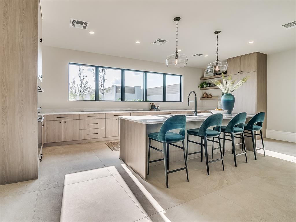 908 NW 157th Terrace