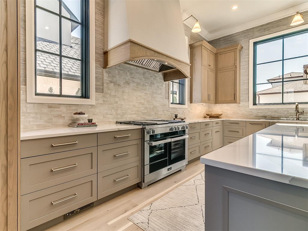 908 NW 157th Terrace