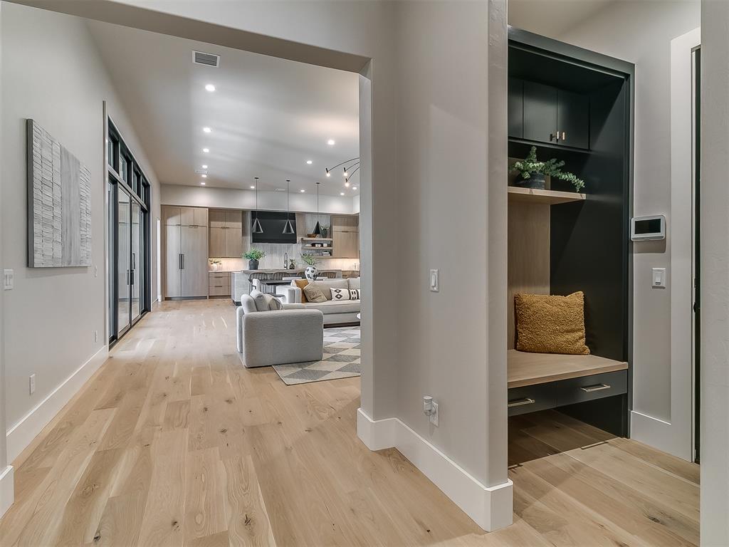15605 Waterstone Way