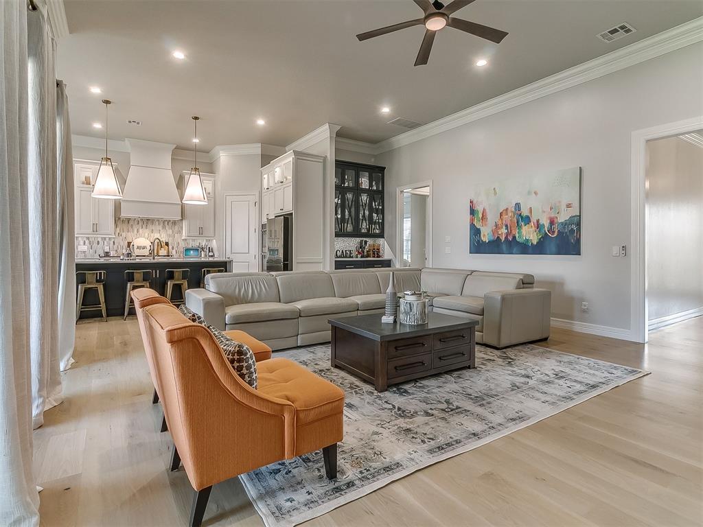 2917 Wood Thrush Way