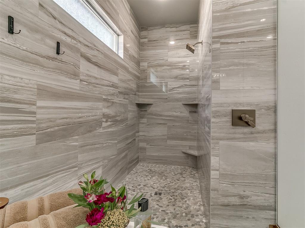 2917 Wood Thrush Way