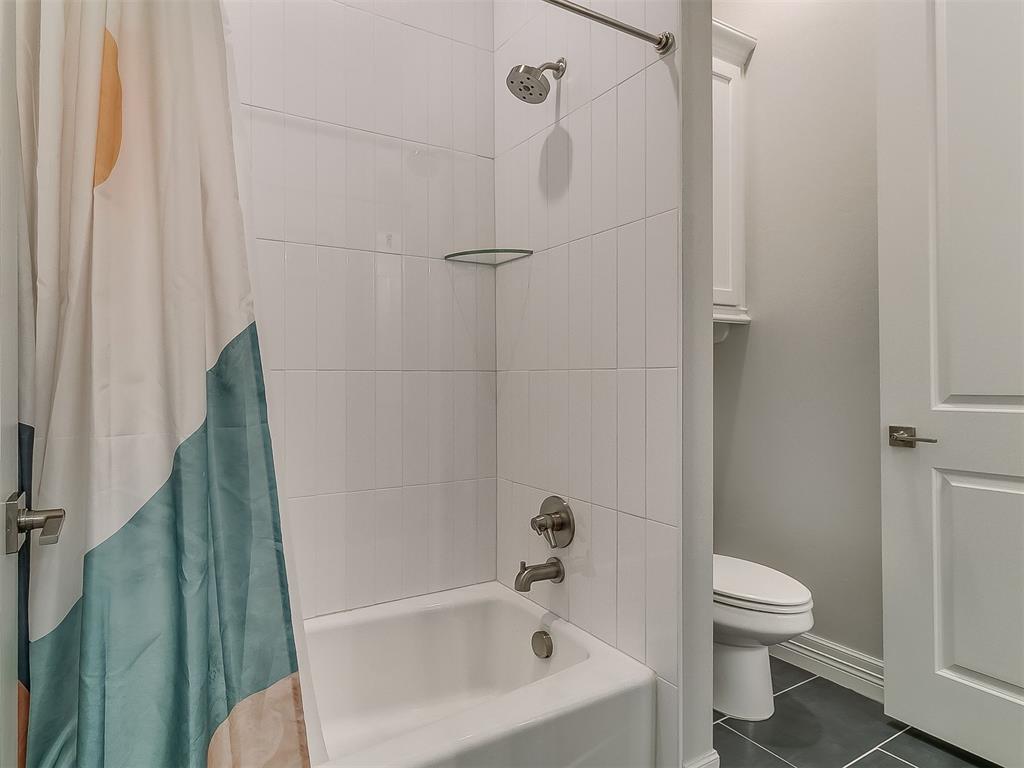 2917 Wood Thrush Way