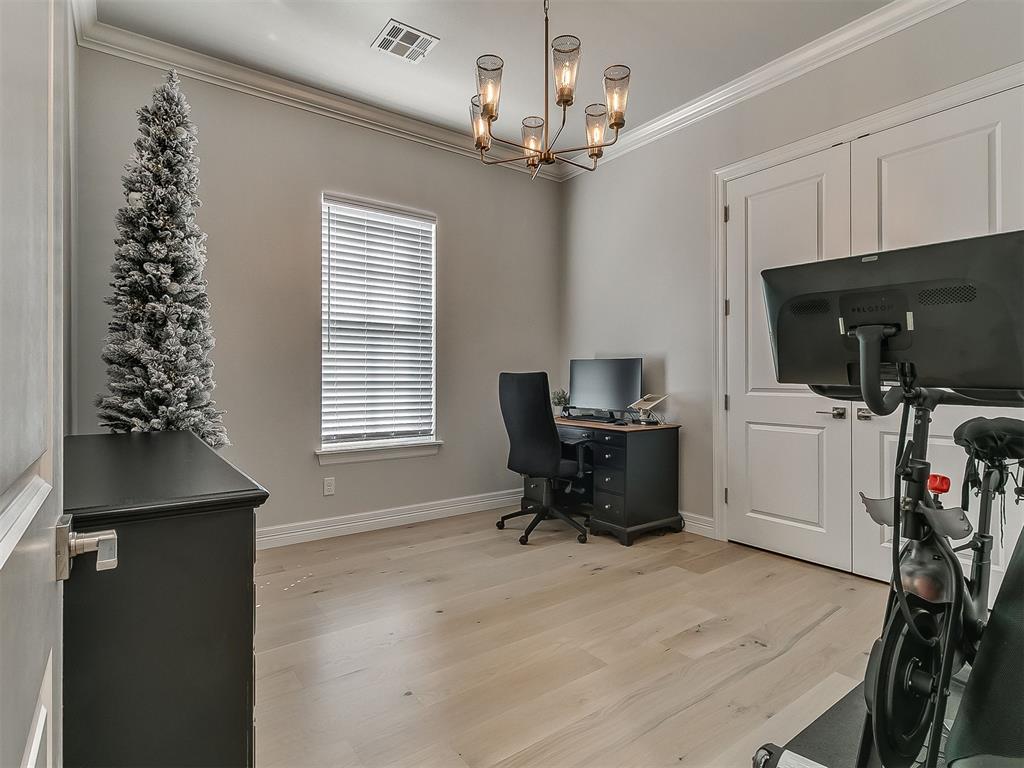 2917 Wood Thrush Way