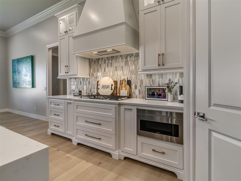 2917 Wood Thrush Way