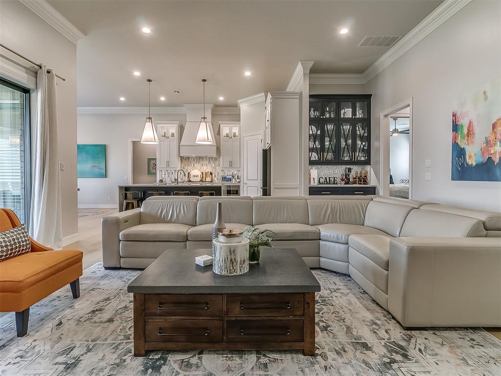 2917 Wood Thrush Way