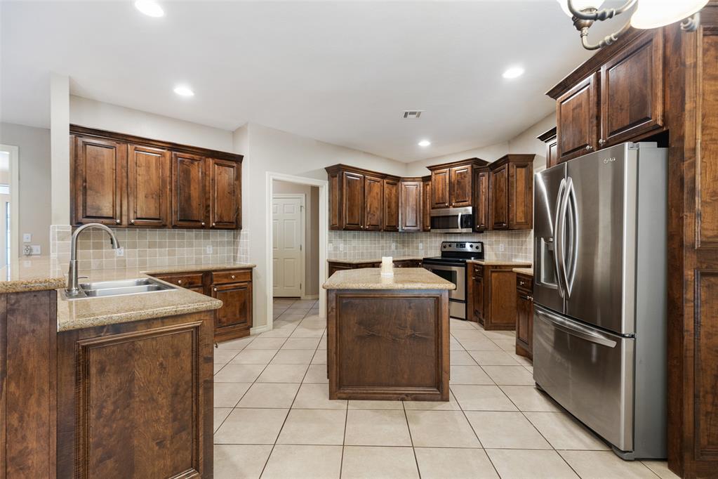 10650 Hunters Pointe